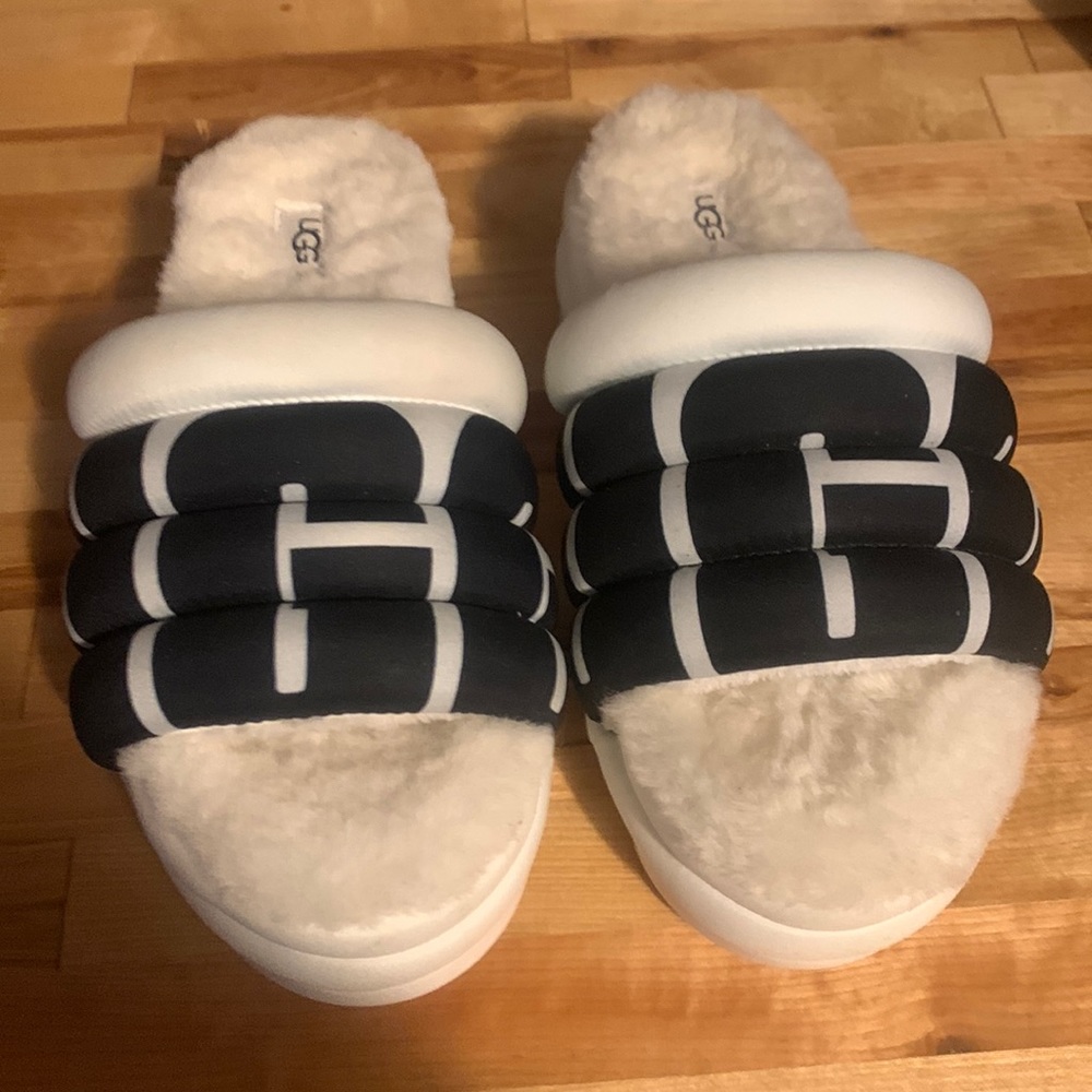 Ugg Platform Slippersreally Cute And Comfynwot - image 1